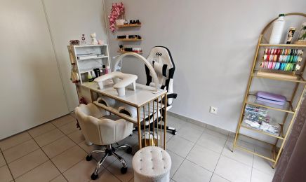 Ongles Bordeaux Fairy Nails Tania Ribezzi : Manucure à Bordeaux