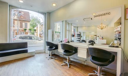 Coiffeur Christen Conti, Expert, Visagiste, Coloriste : Coiffeur à Schiltigheim