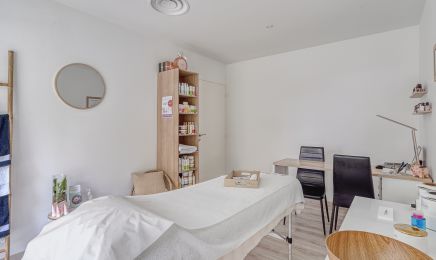 Jenny's Beauty : Coiffeur à Pessac