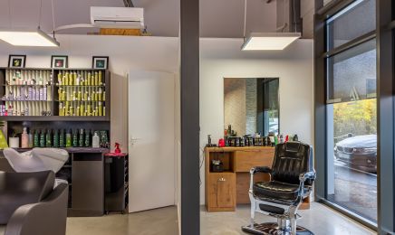 Laurent Coiffure  : Coiffeur à Hautefort