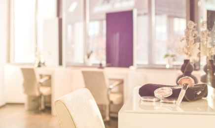 L‘Omari Coiffeur: Kosmetikstudio in Bad Schwartau