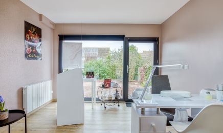 Beauté de l’ongle : Manucure à Champagné