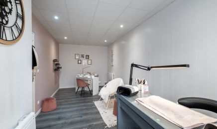 Ongles et paillettes : Manucure à Gaillac