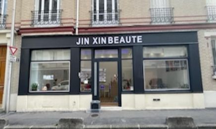 JIN XIN Beauté : Manucure à Courbevoie