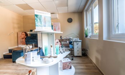 Diffusion Coiffure & Esthétique  : Institut de beauté à Montcuq-en-Quercy-Blanc