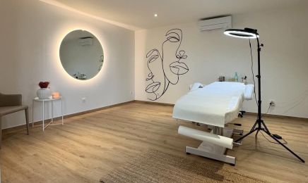 Charline - PERMANENT MAKEUP : Institut de beauté à Saint-Genest-Lerpt