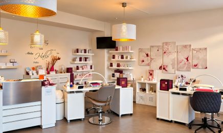Beauty & Nails: Nagelstudio in Essen