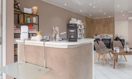 Esthétique by Lauriane (chez Espace Coiffure Mylène)  : Institut de beauté à Fos-sur-Mer