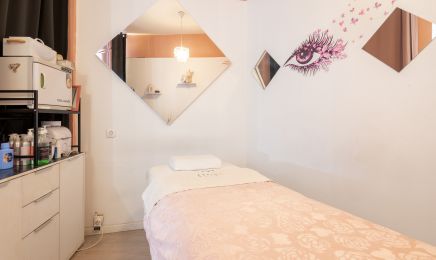 The Nail & Beauty Room  : Institut de beauté à Villeneuve-le-Roi