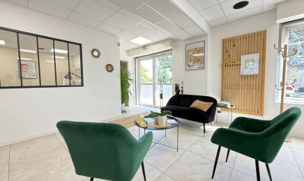 Francesca Salon Coiffure  : Institut de beauté à Istres