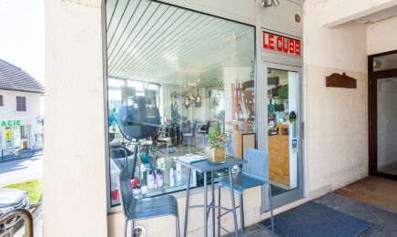 le cube : Coiffeur à Poisy