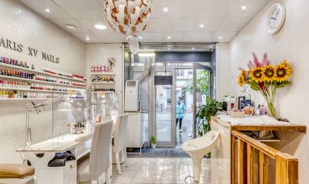 Paris XV Nails  : Institut de beauté à Paris