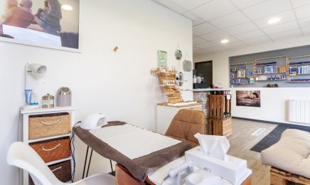 Féline Institut : Manucure à Saint-Clair-du-Rhône