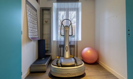 A.M Forme et Beauté : Manucure à Brignais