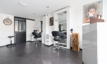 LM Coiffure  : Coiffeur à Pouilly