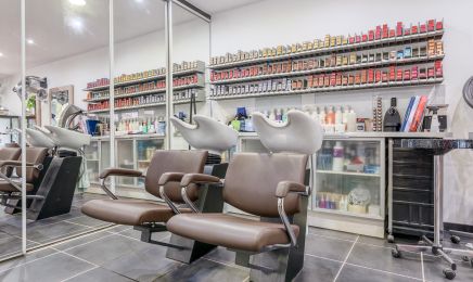 Elina B Coiffure : Coiffeur à Décines-Charpieu