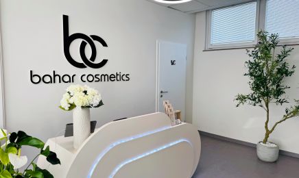 Bahar Cosmetics: Kosmetikstudio in Stuttgart