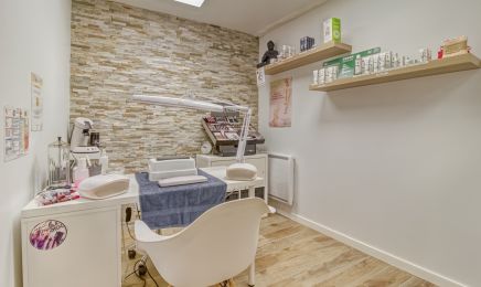Bien etre esthetic  : Manucure à Eauze