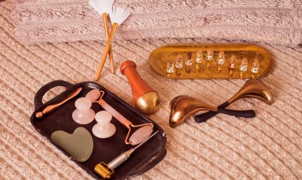 MOANA MASSAGE & ESTHÉTIQUE  : Institut de beauté à Le Thou
