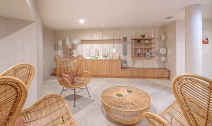 GOLDEN TULIP LYON OUEST – HOTEL & SPA : Manucure à Limonest