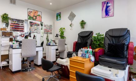 Julie Ongles : Institut de beauté à Paris