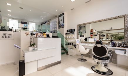 LE SALON  : Manucure à Beaulieu-sur-Mer