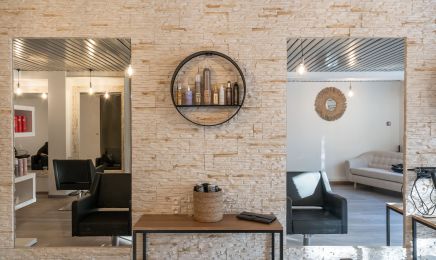 Le petit salon 18 : Barbier à Mollégès