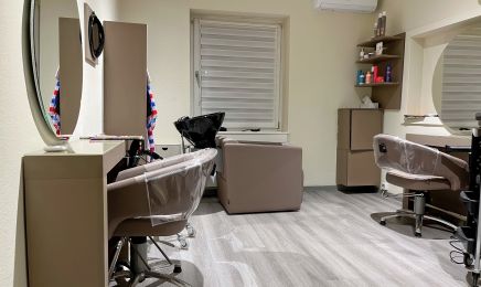 Föhnix Friseur: Friseur in Heuchelheim