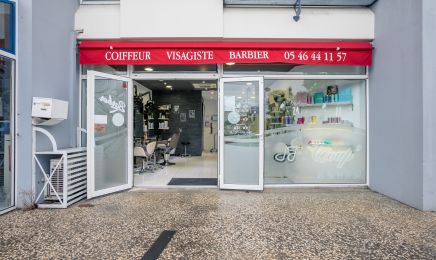 JF.  Coup’ : Coiffeur à Perigny