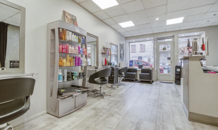 Tendance Chic : Coiffeur à La Grand-Croix