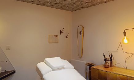 Absolu Beauté : Manucure à Carquefou