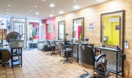 Mouss'cut Hair : Coiffeur à Charlieu