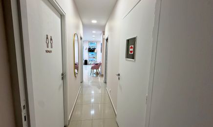 ALEJANDRA G BEAUTY EXPERT : Coiffeur à Suresnes