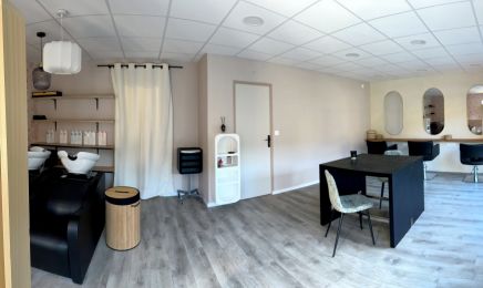 Maison Camilie : Coiffeur à La Chapelle-Thouarault