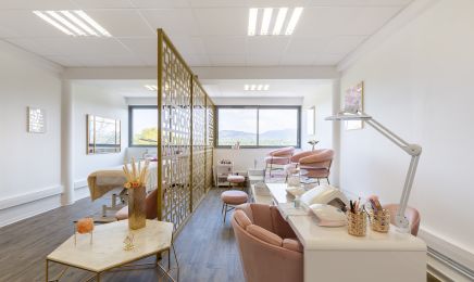 La beauté by ona  : Manucure à Saint-Raphaël