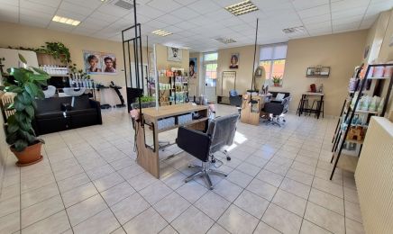 Comme chez soi : Coiffeur à Saint-Bonnet-en-Bresse