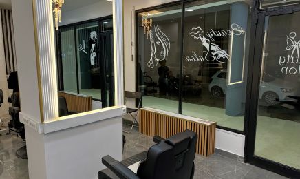 GLO NAIL CARE NICE ST ROCH : Institut de beauté à Nice
