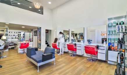 Camille Albane - Hyères : Coiffeur à Hyères