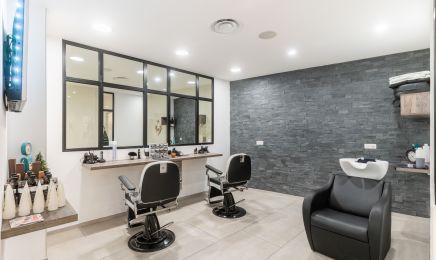AMAZONE COIFFURE - COURNONTERRAL : Coiffeur à Cournonterral