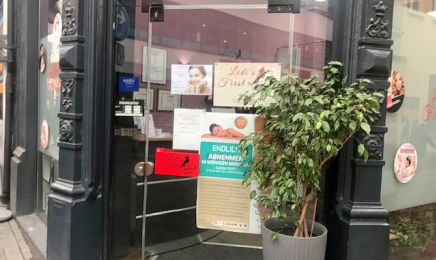 Ledis First Beauty Salon : Kosmetikstudio in Köln