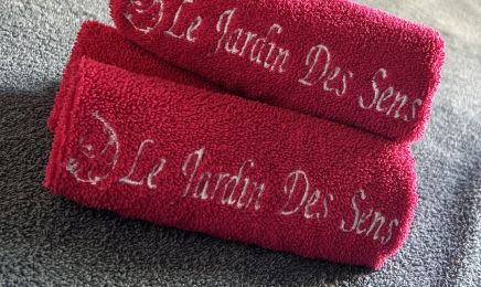 Le Jardin des Sens : Manucure à Lugon-et-l'Île-du-Carnay
