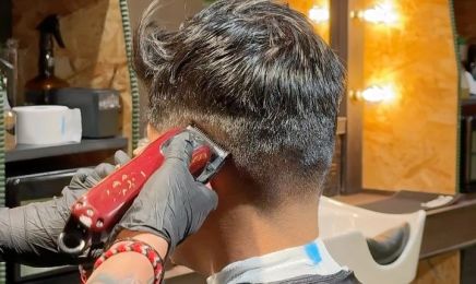 La moustache du gentleman : Coiffeur à Levallois-Perret