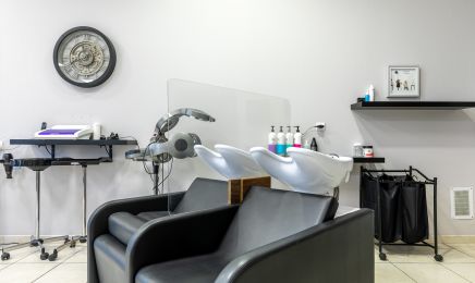 Laurence Coiffure  : Barbier à Sainte-Terre
