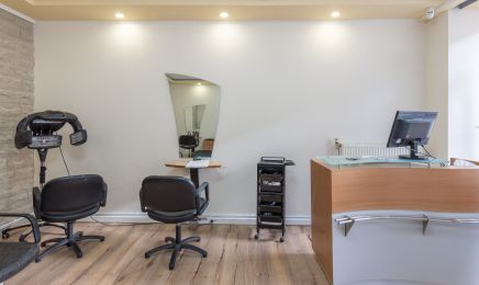 Luxury Salon : Manucure à Angers