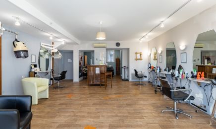 Atmosp'hair : Coiffeur à Chef-Boutonne