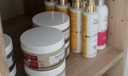 Jenny's Beauty : Coiffeur à Pessac