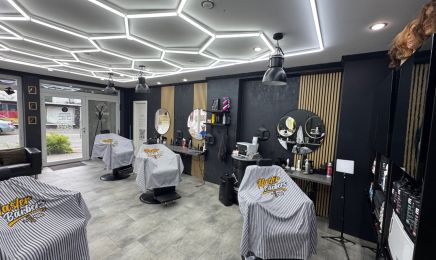 HAARbibi Friseur Herren & Damen Merchweiler: Kosmetikstudio in Merchweiler