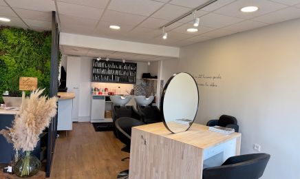 Les Ciseaux de Mel : Coiffeur à Seyssuel