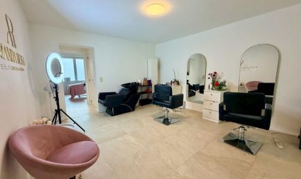 AR Beauty : Coiffeur à Jette