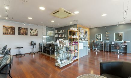 Les Petits Ciseaux : Coiffeur à Brie
